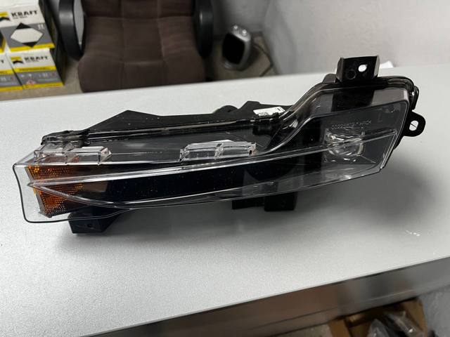 Tesla Model 107739100C Фара противотуманная левая в наличии Днепр