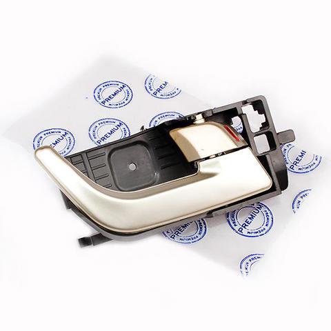 GEELY 1068002076 Ручка двери передней наружная правая в наличии Харьков