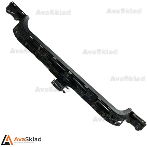 Кронштейн бампера заднего, центральный 51127058521 BMW