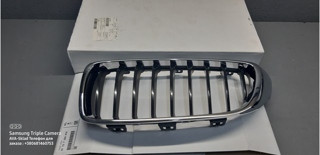 BMW 51137294817 Решетка радиатора левая в наличии Запорожье