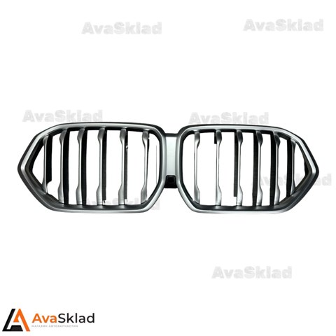 Решетка радиатора 51137481386 BMW