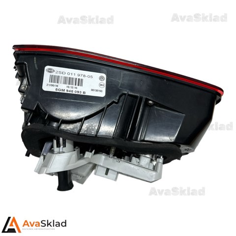 Задняя левая внутренняя фара 5GM945093B VAG