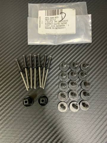 6R0898623 VAG