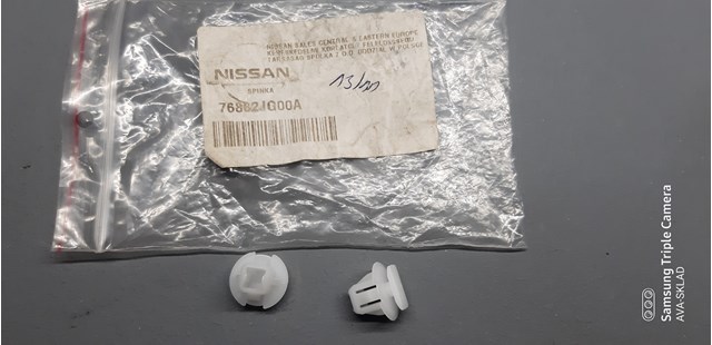 Пистон (клип) крепления подкрылка переднего крыла 76882JG00A NISSAN