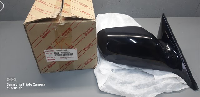Правое боковое зеркало 87910AA100C0 TOYOTA