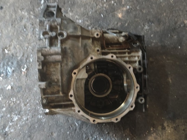 Корпус КПП 012301103AD VAG