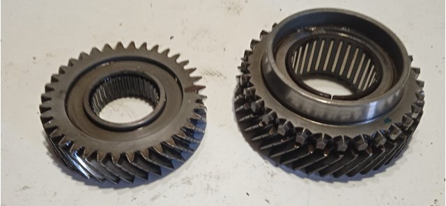 02A311158H VAG Шестерня 5-й передачи ведомая купить в Полтава