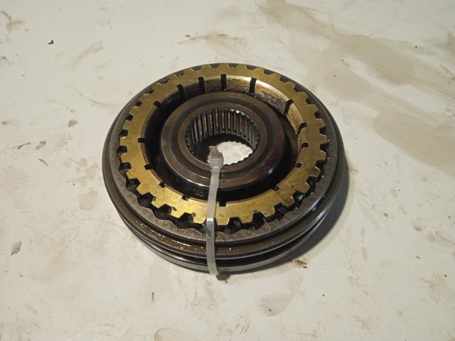 Синхрон 5 передачи 02A311295A VAG