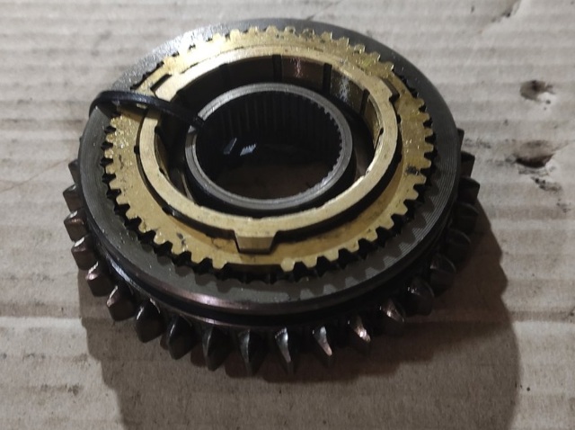 Кольцо синхронизатора 02J311277B VAG