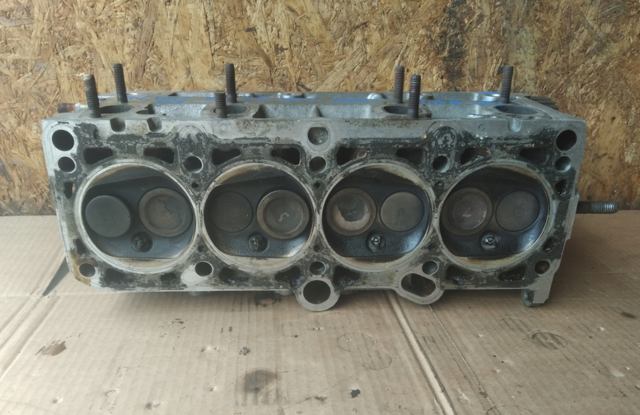 VAG 06B103351A ГБЦ в наличии Ровно