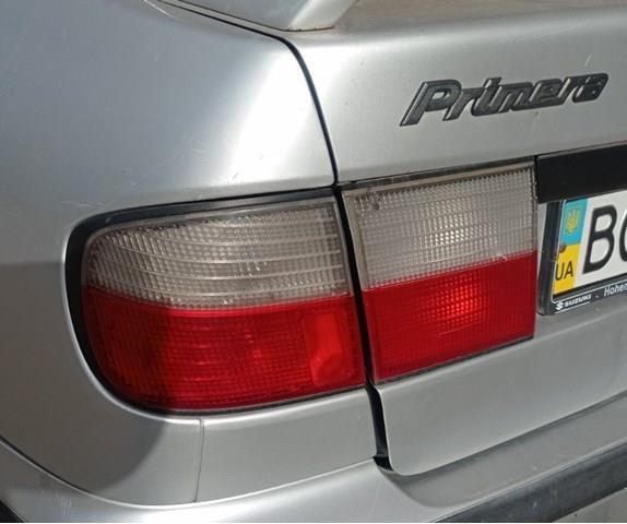 Задний левый внешний фонарь 265552F025 NISSAN