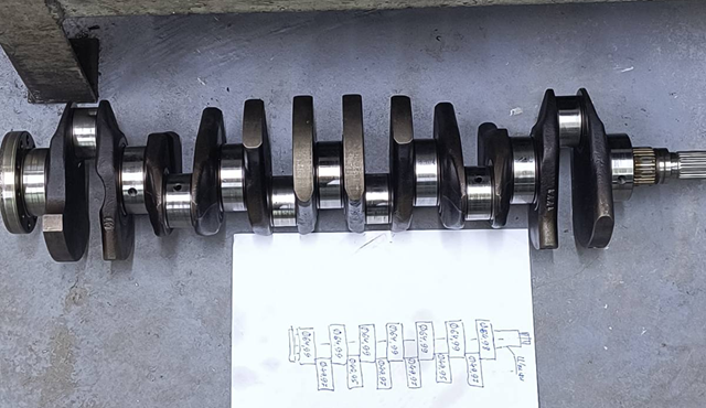 Коленвал двигателя 30757085 VOLVO
