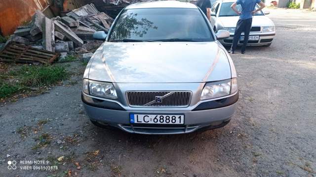 Бампер на авто 39983444 VOLVO