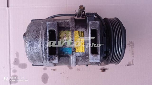 Насос кондиционера 8601632 VOLVO