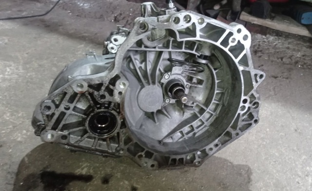 Коробка переключения передач F17 OPEL