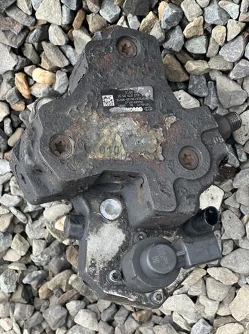 MERCEDES A6420700501 Насос топливный высокого давления (ТНВД) в наличии Полтава