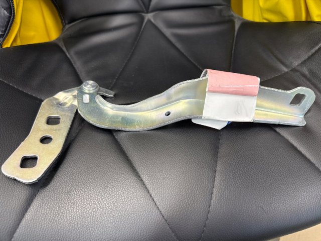 Левая петля капота 2370749 FORD