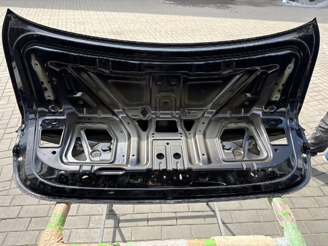 BMW 41007956379 Крышка багажника в наличии Черкассы
