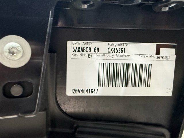 Бампер передний 51115A3ADF9 BMW