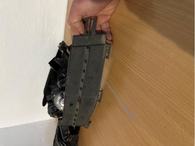 51117385263 Решетка бампера переднего внутренняя левая купить Ровно