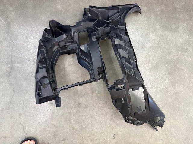 51118069227 BMW Кронштейн крепления противотуманной фары левой купить в Полтава