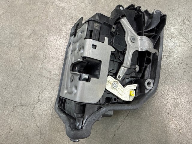 51229464890 BMW Замок передней правой двери купить в Украина