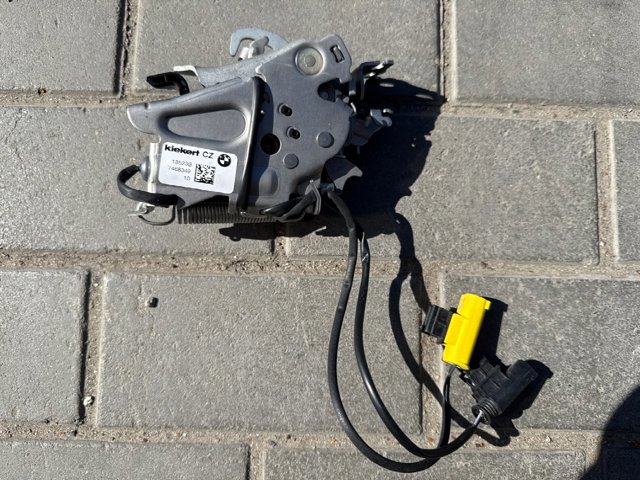 51237468349 BMW Замок капота левый купить в Киев