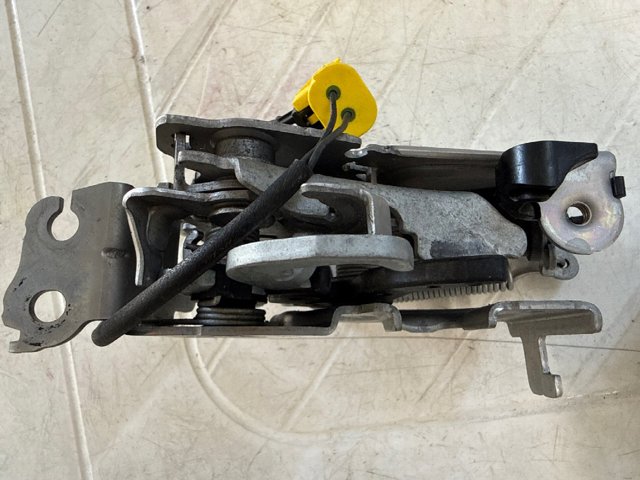 Замок капота, правый 51237468350 BMW