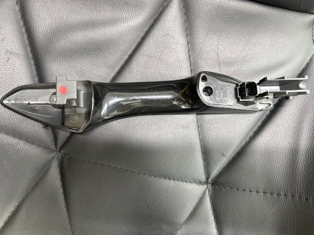 TOYOTA 6921048110 в наличии Ровно