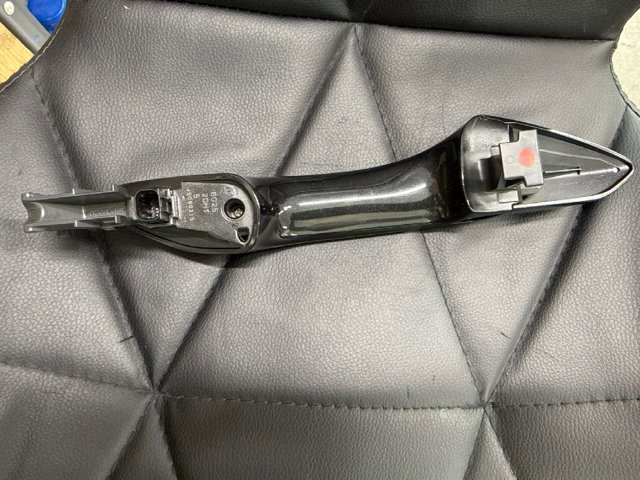 TOYOTA 6921048110 в наличии Львов
