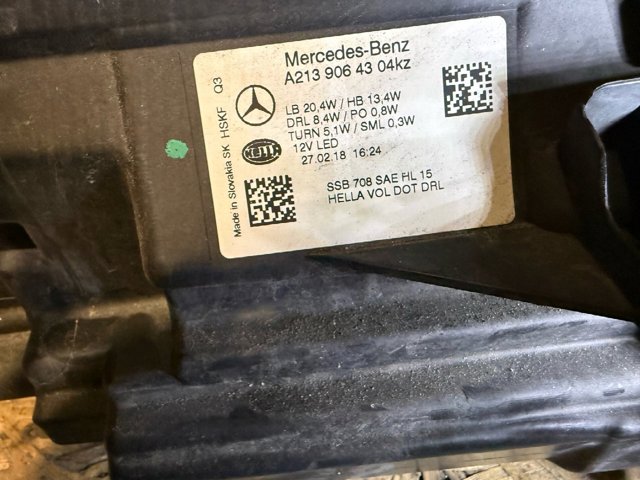 Фара левая передняя A2139066901 MERCEDES