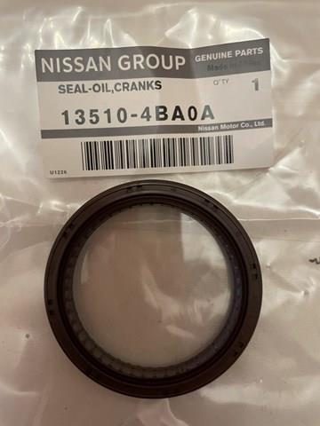 Сальник коленвала двигателя, передний 135104BA0A NISSAN