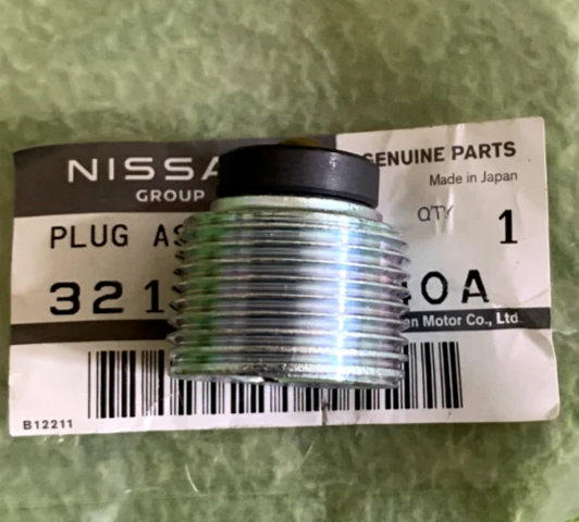 Болт поддона 32103U840A NISSAN