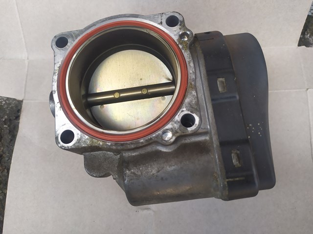 Дроссельная заслонка BMW 5