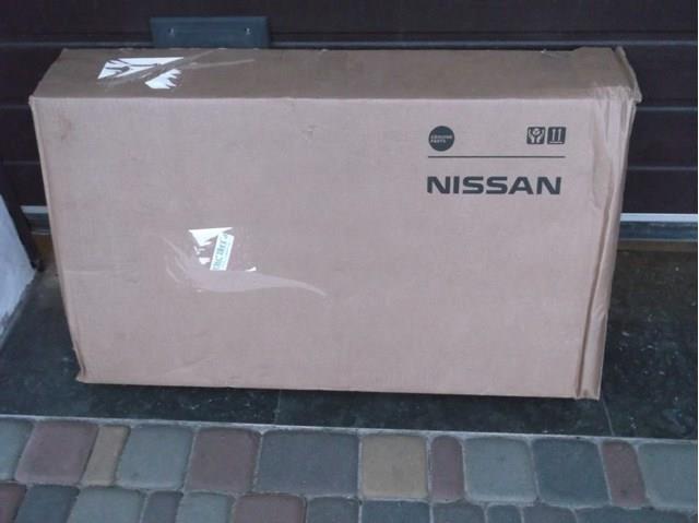 NISSAN 214576RR0B Радиатор охлаждения двигателя дополнительный в наличии Житомир