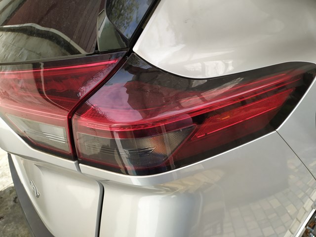 Фара задняя правая внешняя 265506RR0B NISSAN