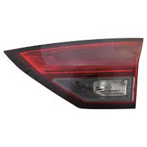 Фара задняя правая внутренняя 265506RR1A NISSAN
