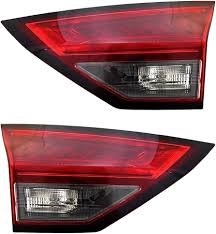 Задний левый внутренний фонарь 265556RR1A NISSAN