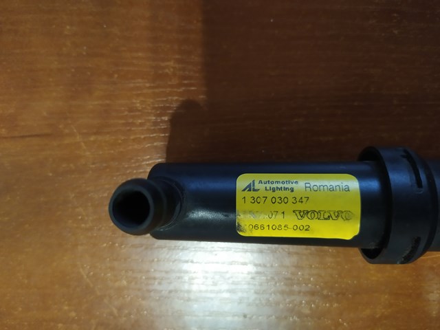 31294104 VOLVO Форсунка омывателя фары передней правой купить в Кривой Рог