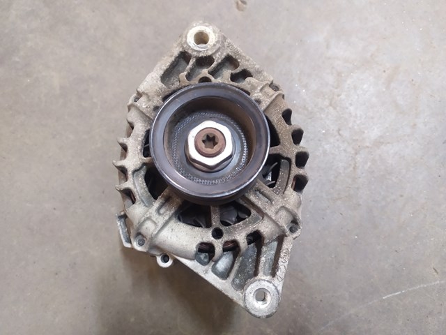 HYUNDAI 373002B510 Генератор в наличии Днепр
