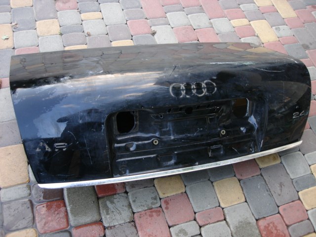 Крышка багажника 4B5827023R VAG