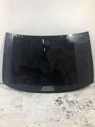 Стекло заднее BMW 5