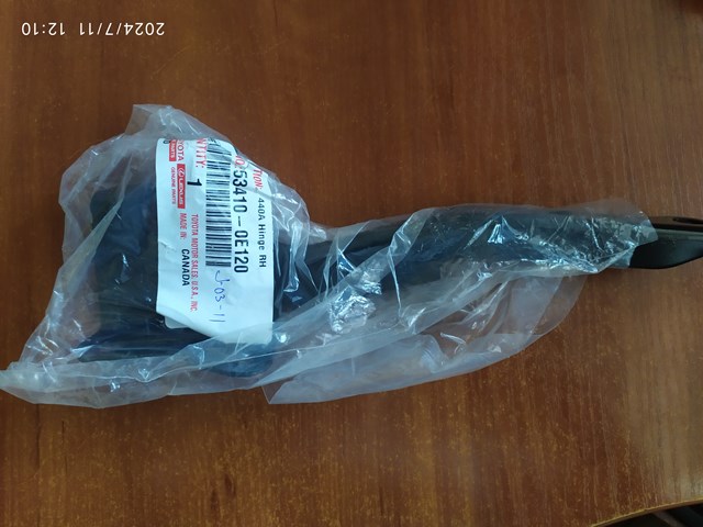 TOYOTA 534100E120 Петля капота правая в наличии Днепр