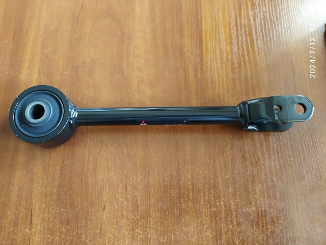 Тяга продольная задней подвески 551106RR0B NISSAN