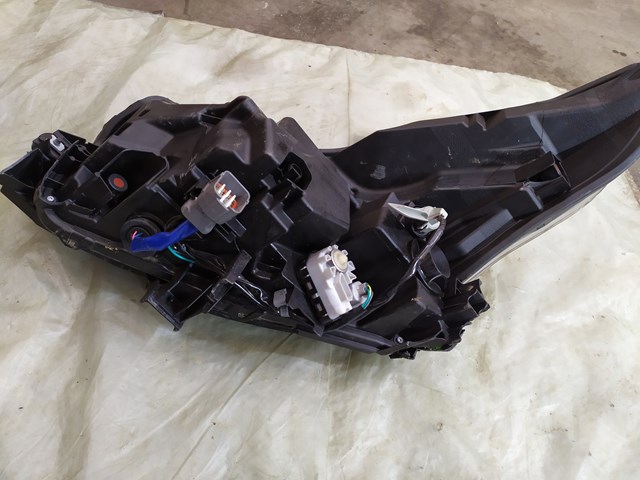 84002AN12A SUBARU Фара правая купить в Харьков