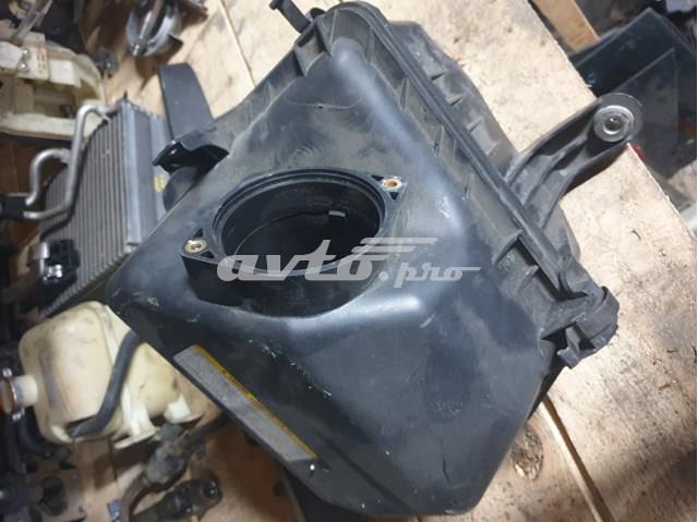 Корпус воздушного фильтра, верхняя часть 281102G300 HYUNDAI
