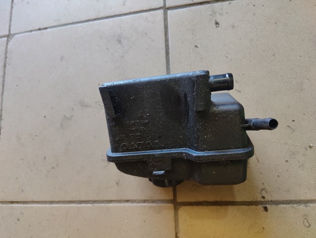 Бачок насоса ГУР 30741483 VOLVO