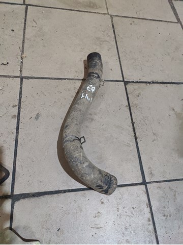 Патрубок радиатора охлаждения нижний 5031513 FORD