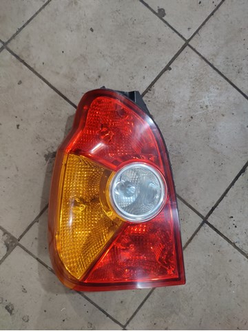 Задний левый стоп 92401H1020 HYUNDAI