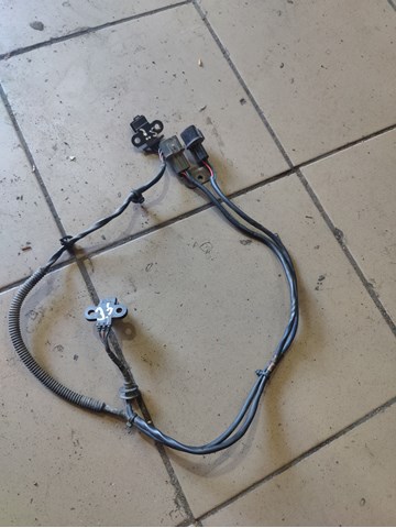 Датчик оборотов коленвала MD303643 MITSUBISHI